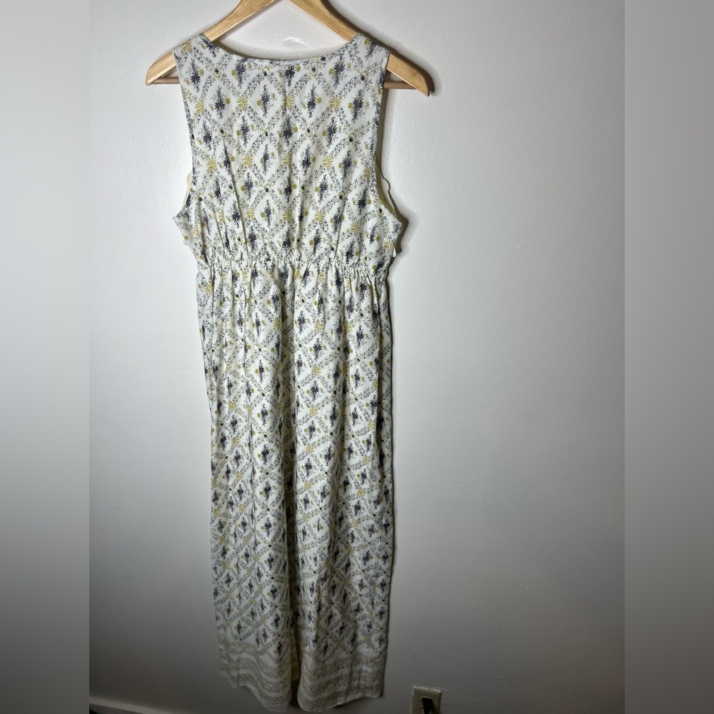 Max Studio Ivory Floral Maxi Dress - Picture 9 of 9